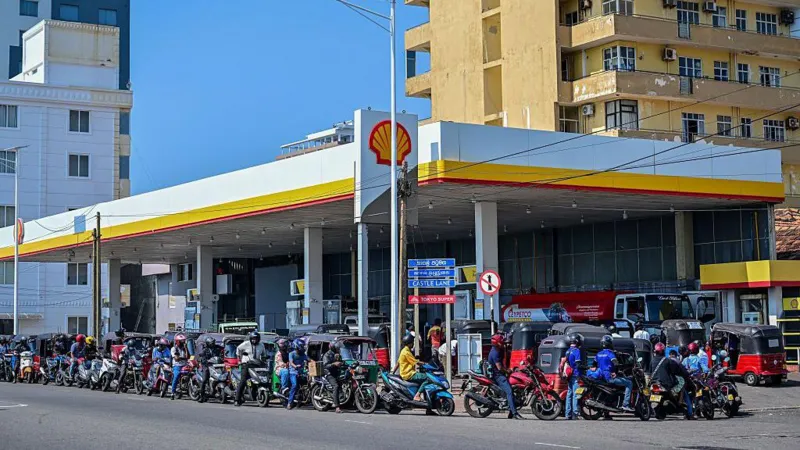 Sri Lanka declares Wednesdays off as Asian countries try to conserve fuel