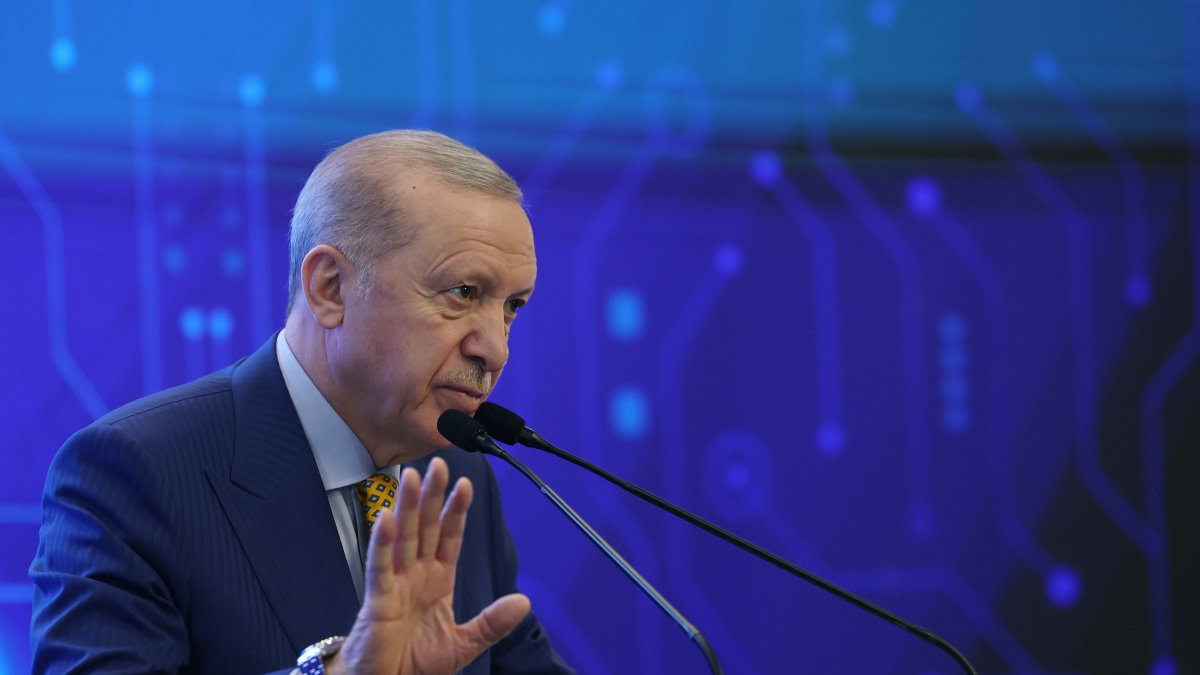 Erdoğan Calls for Urgent Cease-Fire Amid Regional Tensions