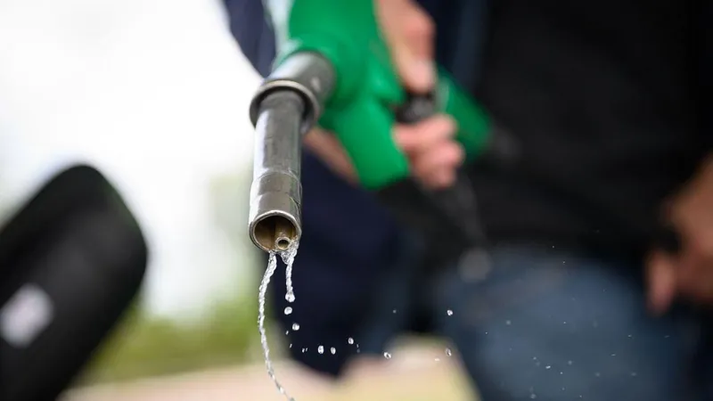 Oil Prices Surge After US Seizes Iranian Ship Amid Strait Tensions
